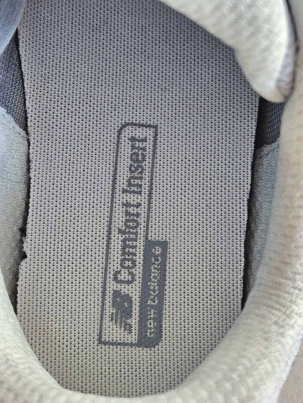 New Balance Women's 520 V8 Pale Blue Mesh Running Sneakers - Picture 3 of 8